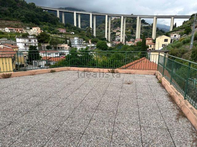 Casa in vendita a Ventimiglia, Liguria
