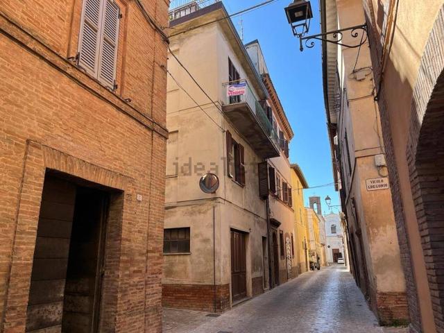 Casa in vendita a Marche, Macerata