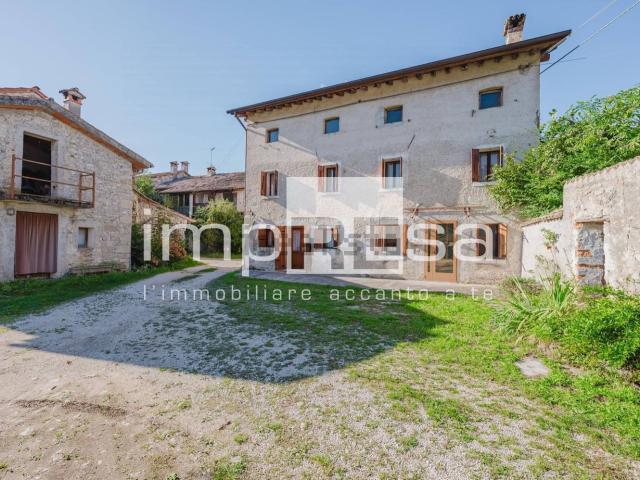 Casa in vendita a Miane, Veneto
