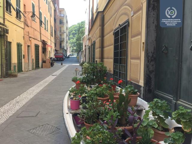 Casa in vendita a Borghetto Santo Spirito, Liguria