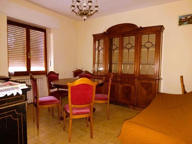 Casa in vendita a Borgo Val Di Taro, Reggio Emilia