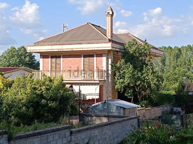 Casa in vendita a Ceccano, Lazio