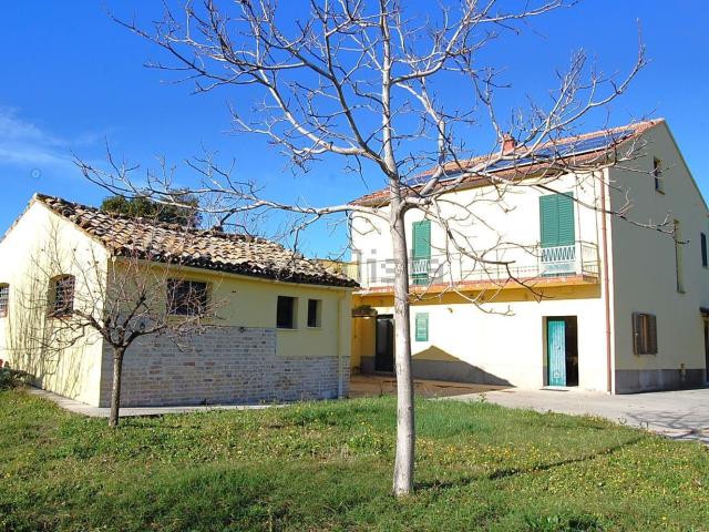 Casa in vendita a Canzano, Abruzzo