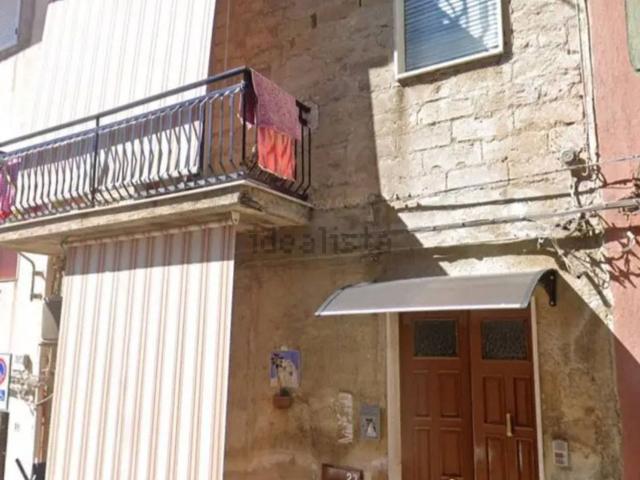 Casa in vendita a Palagonia, Catania