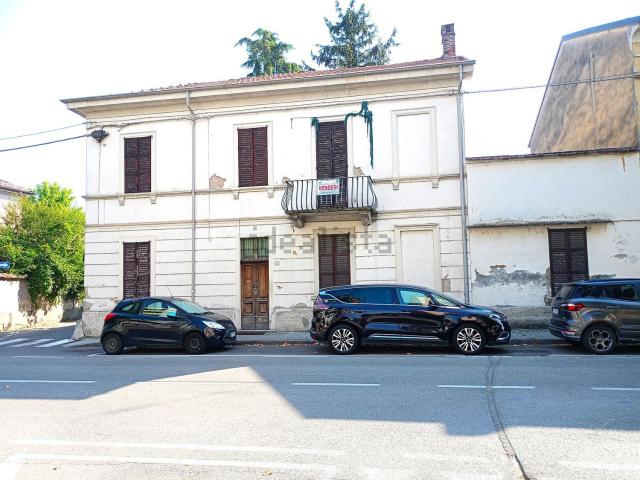 Casa in vendita a Casteggio, Lombardia