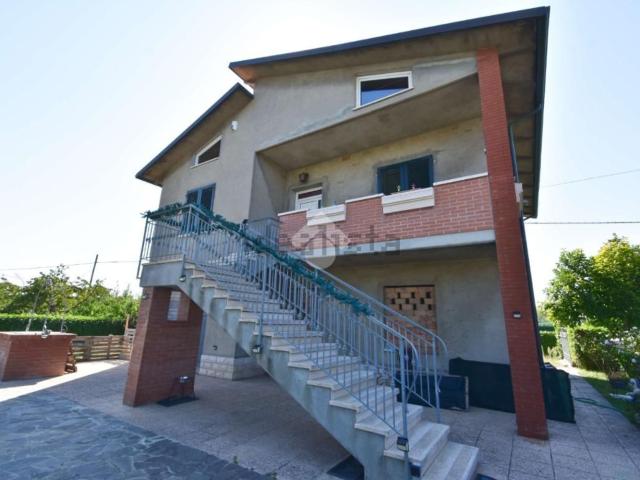 Casa in vendita a Rimini, Reggio Emilia
