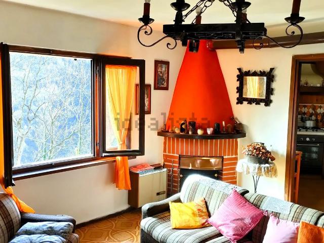 Casa in vendita a Valle Cannobina, Piemonte
