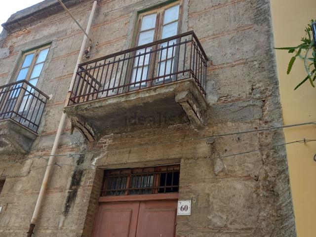 Casa in vendita a Barcellona, Barcellona Pozzo Di Gotto