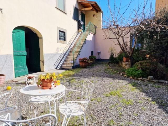 Casa in vendita a Botticino, Villa Basilica