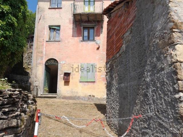Casa in vendita a Fascia, Liguria