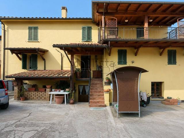 Casa in vendita a Trestina, Città di Castello