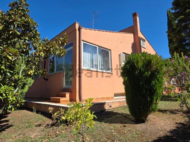 Casa in vendita a Montelarco, Rignano Flaminio