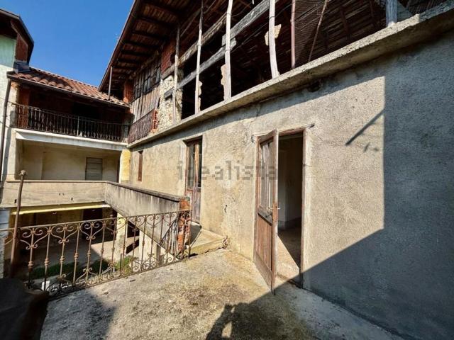 Casa in vendita a Cirano, Gandino