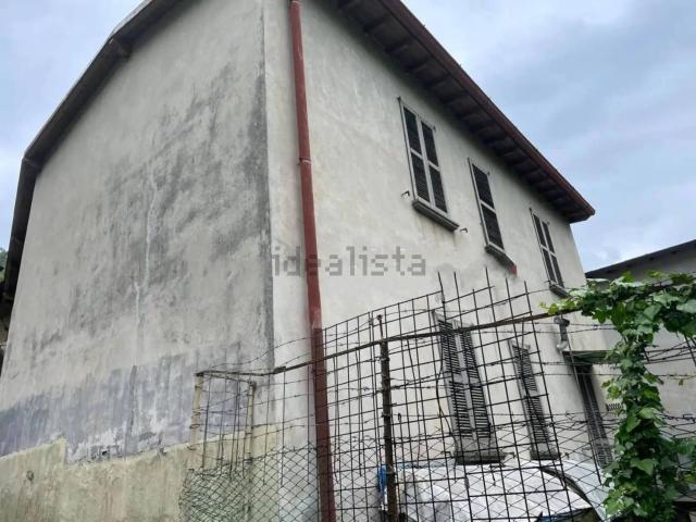 Casa in vendita a Lasnigo, Lombardia