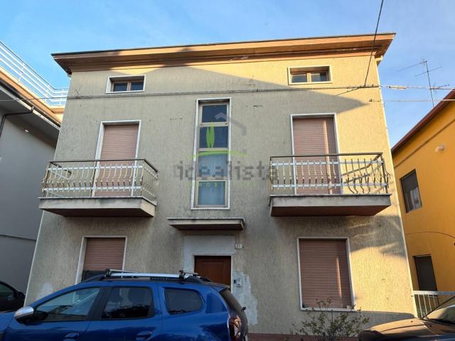 Casa in vendita a Sentina, Marche