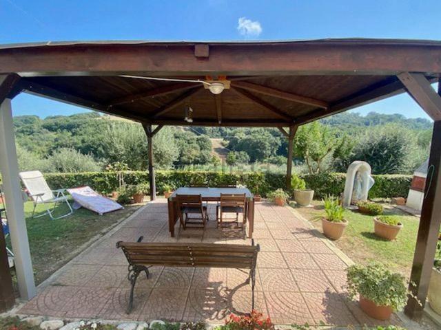 Casa in vendita a San Giacomo degli Schiavoni, Campobasso