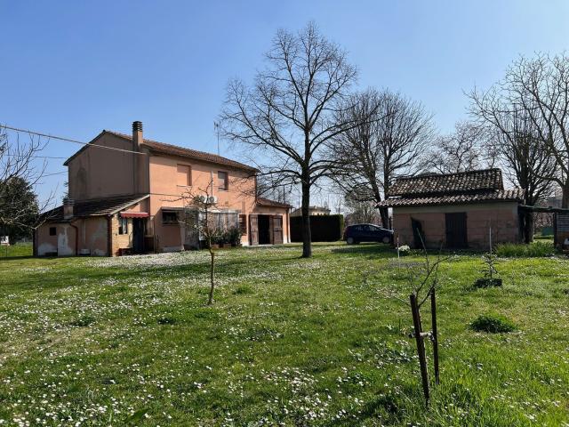 Casa in vendita a Ravenna, Reggio Emilia