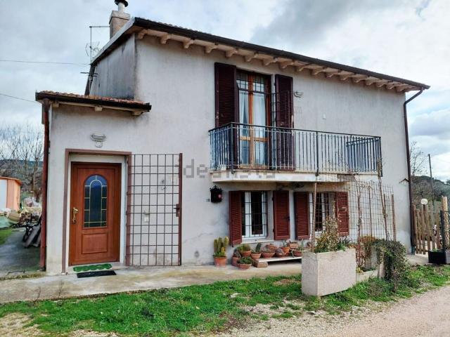 Casa in vendita a Palazzo, Assisi