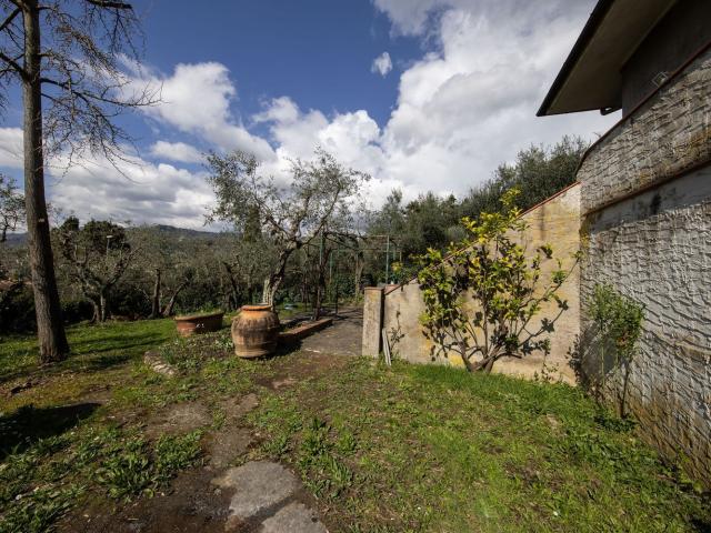 Casa in vendita a Uzzano, Toscana