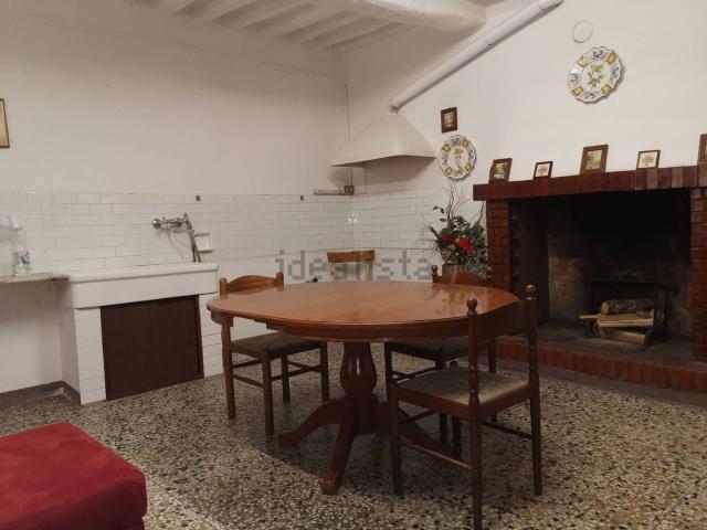 Casa in vendita a Cascine di Buti, Buti