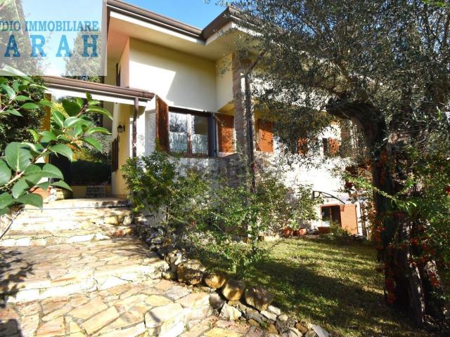 Casa in vendita a Pian del Quercione, Massarosa