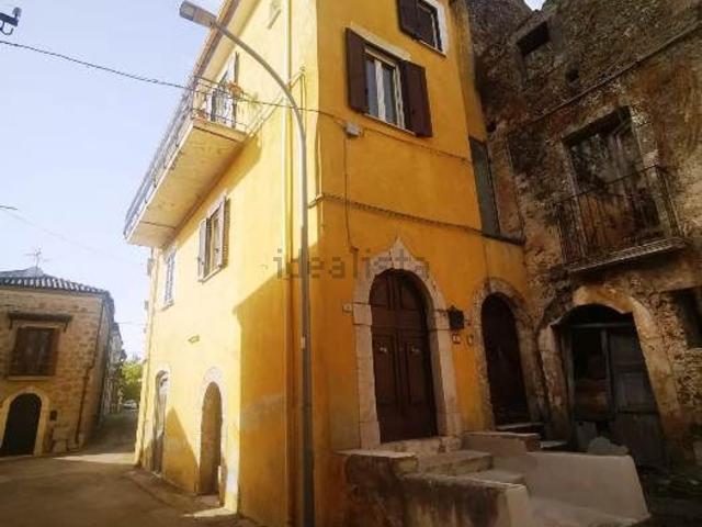 Casa in vendita a Aquino, Lazio