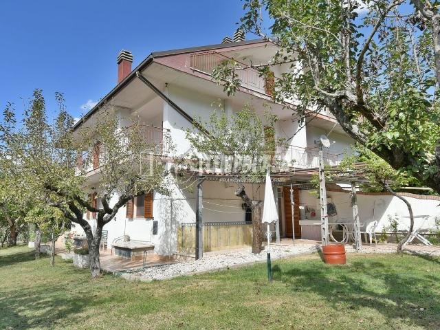 Casa in vendita a Borgo Solestà, Ascoli Piceno