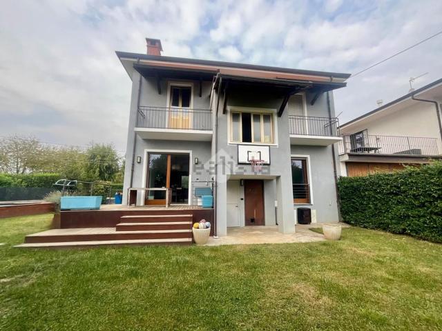 Casa in vendita a Oglianico, Torino