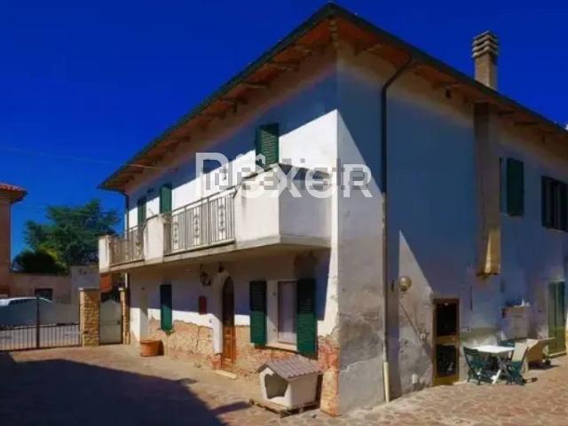 Casa in vendita a Acquaviva, Abbadia Di Montepulciano
