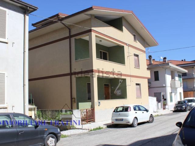 Casa in vendita a Unione dei Comuni della Val Vibrata, Sant'egidioalla Vibrata