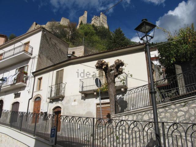 Casa in vendita a Unione dei comuni Terre dei Peligni, Roccacasale