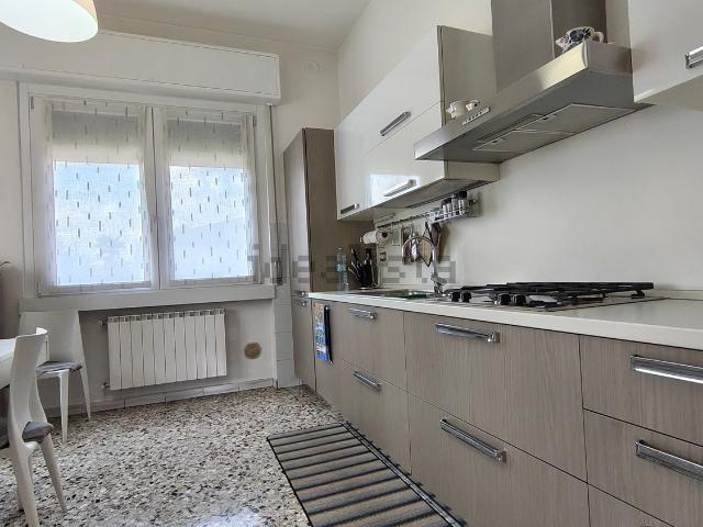 Casa in vendita a Ferno, Lombardia