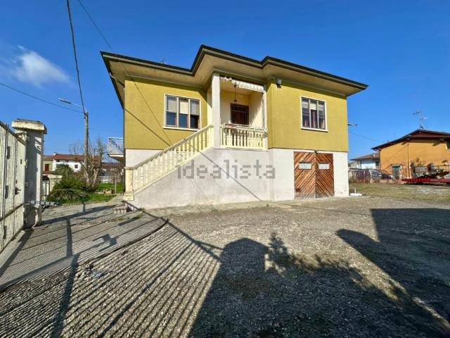 Casa in vendita a Piemonte, Vercelli