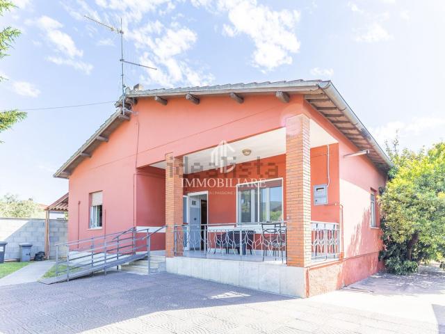 Casa in vendita a Valle Mazzone, Roma Capitale