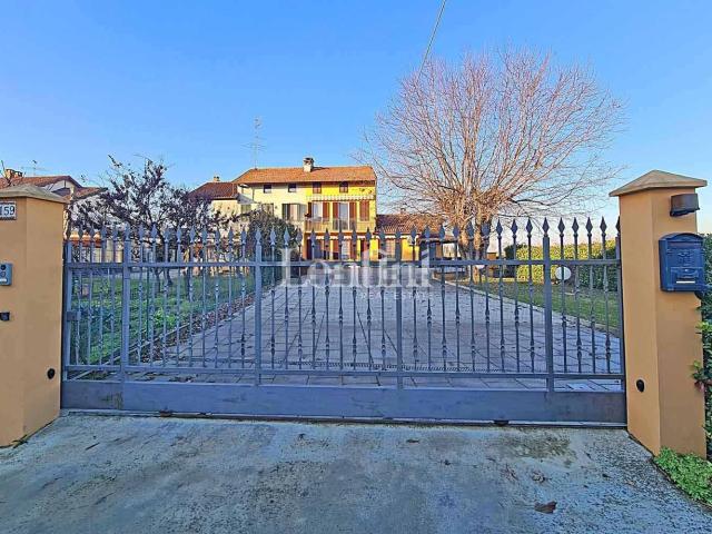 Casa in vendita a Piemonte, Alessandria