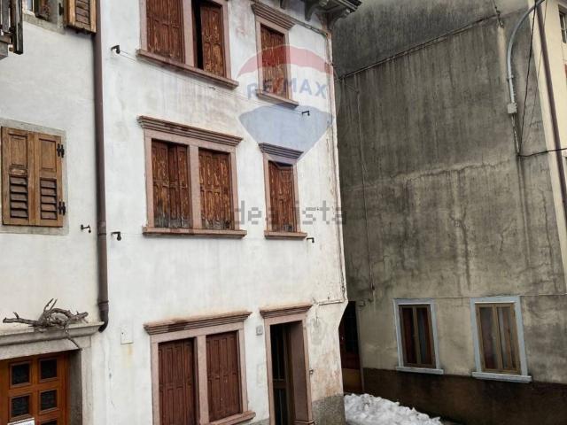 Casa in vendita a Longarone, Veneto