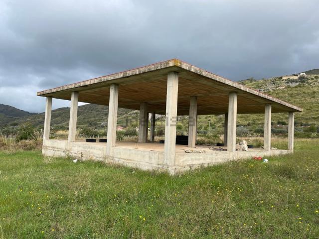 Casa in vendita a Mondragone, Caserta