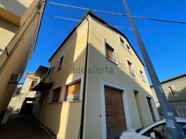 Casa in vendita a Caprara d'Abruzzo, Spoltore