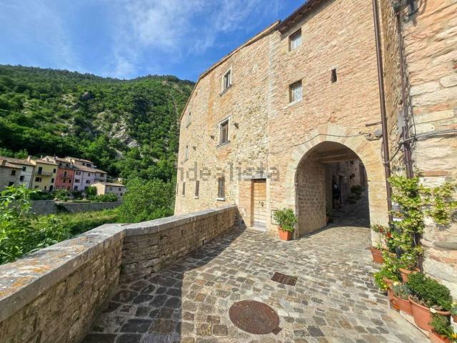 Casa in vendita a Marche, Pesaro E Urbino