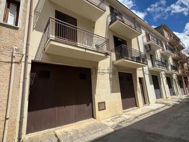 Casa in vendita a Castellammare Del Golfo, Sicilia