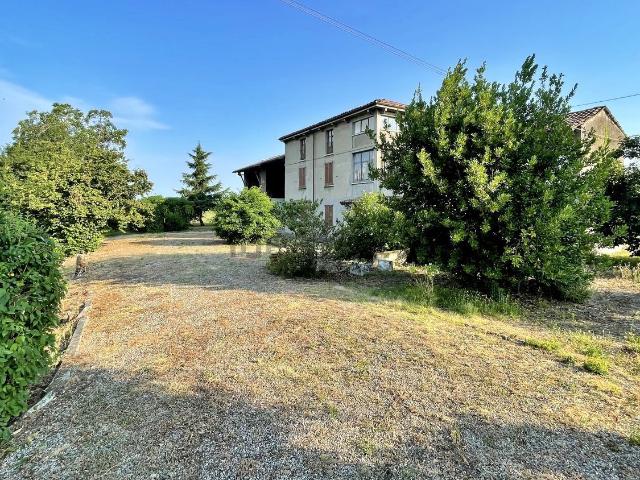 Casa in vendita a Previano, Stradella