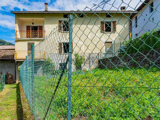 Casa in vendita a Comunità Montana della Valle Brembana, Costa Di Serina