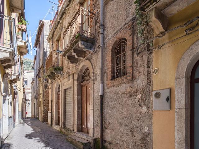 Casa in vendita a Fiumedinisi, Sicilia