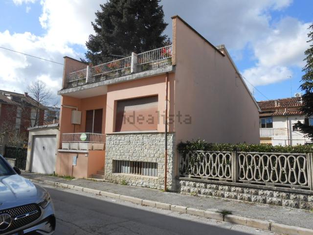 Casa in vendita a Spina, Marche