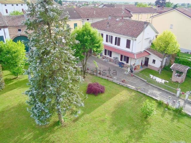 Casa in vendita a Piemonte, Alessandria