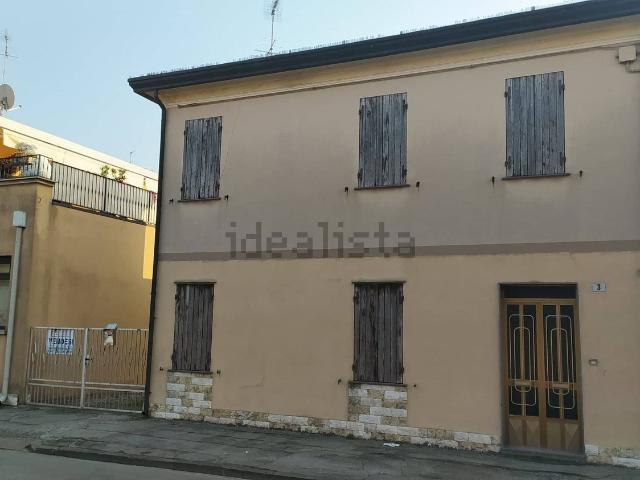 Casa in vendita a Taglio di Po, Rovigo