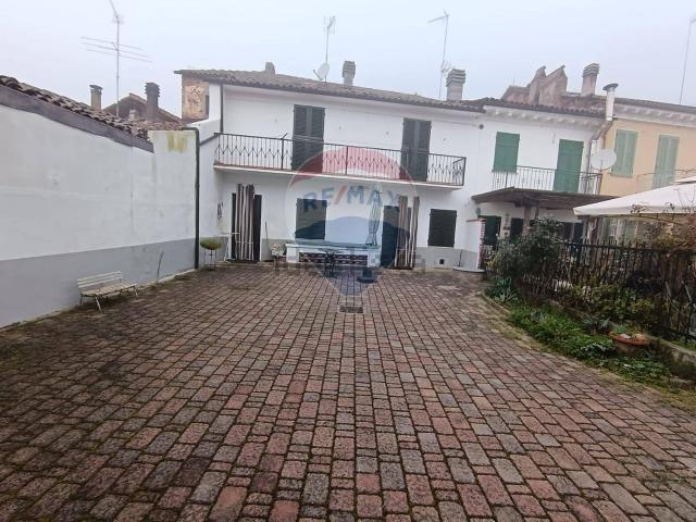 Casa in vendita a Fubine Monferrato, Alessandria
