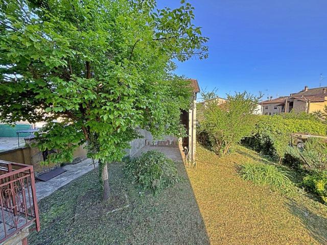 Casa in vendita a Chignolo Po, Lombardia