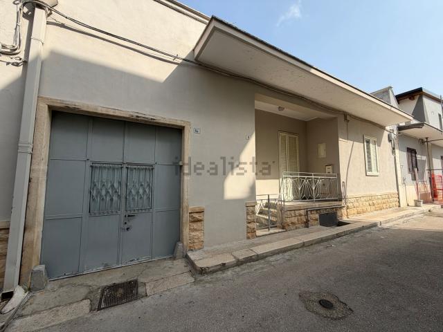Casa in vendita a Puglia, Bari