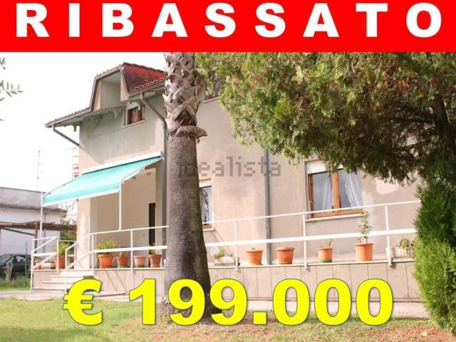 Casa in vendita a Castelverde, Cisterna di Latina